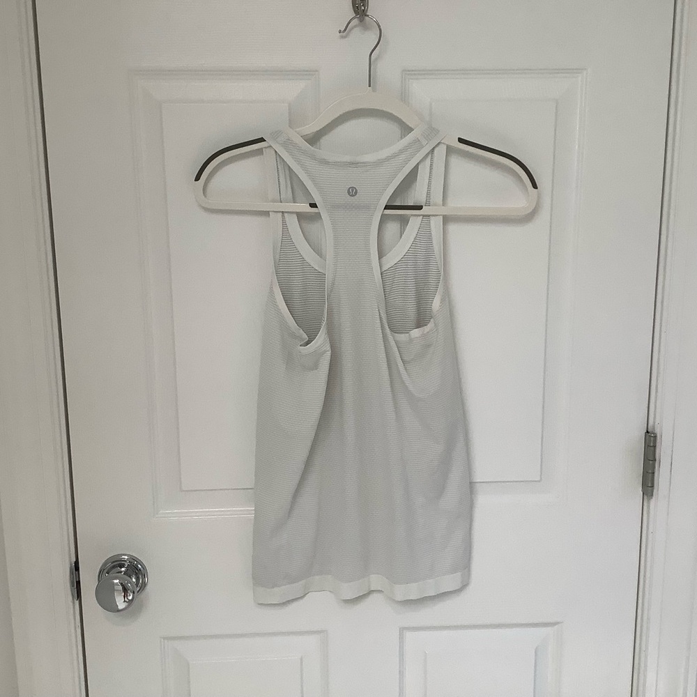 Lululemon Swiftly Tech Racerback Tank - Picture 2 of 3